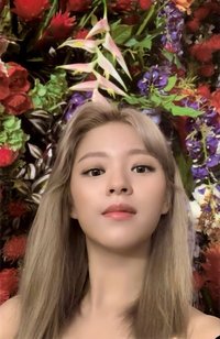 Eyes Wide Open 專輯卡 