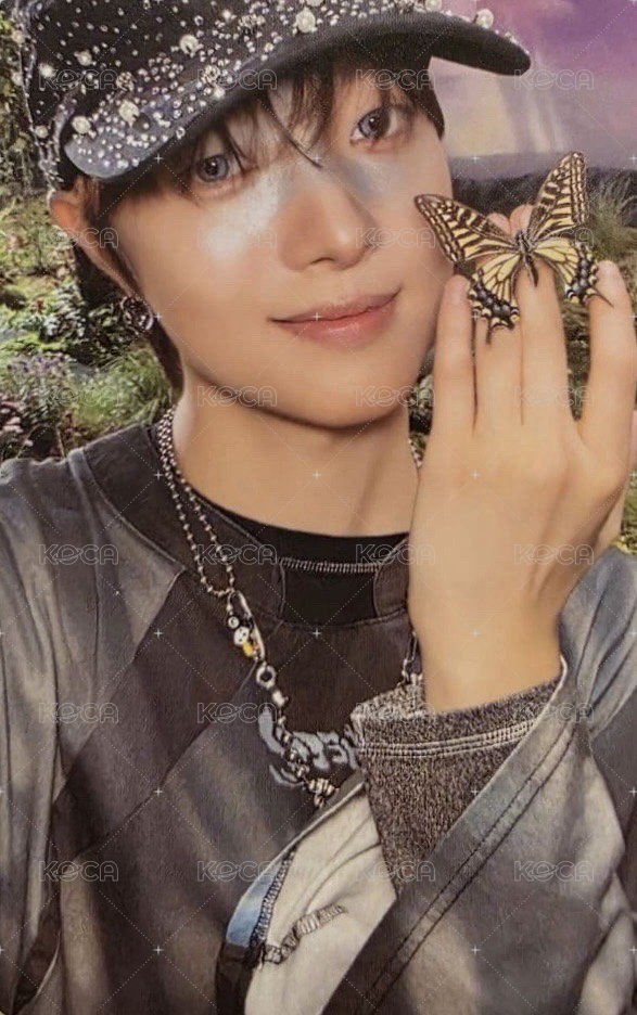 BTL 專輯卡 ROAR ver. B版 正面