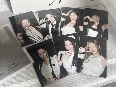 😈寶怪一週年寫真書 