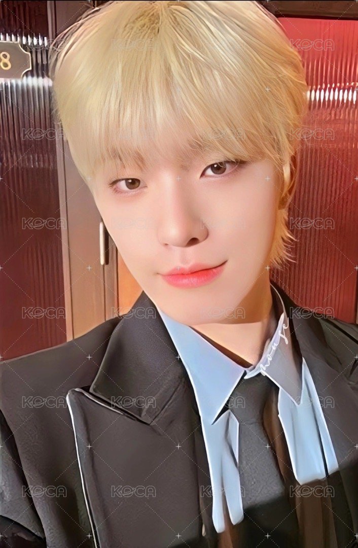 FOLLOW AGAIN 入場卡 / 場限卡 仁川場克拉粽CARAT ZONE 正面