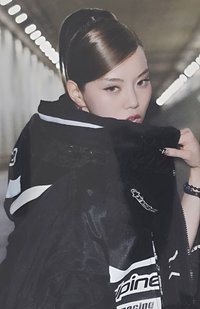 FAMOUS k4 特典卡 預售