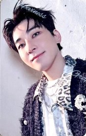 正五 yzy A 簽售卡  正面