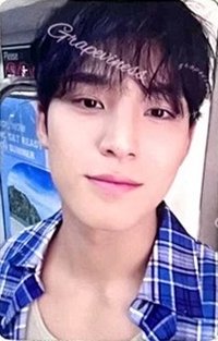 MINI12 yzy E 簽售卡 