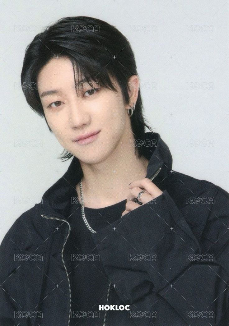 FOLLOW 周邊卡 日巡外套卡 正面