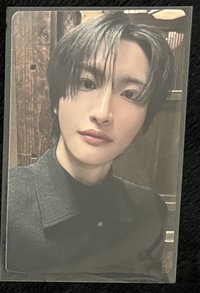 黑襯衫星