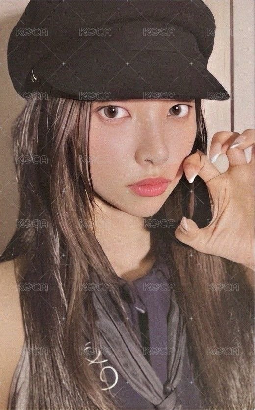 bomb 專輯卡 pink bomb B ver. 正面