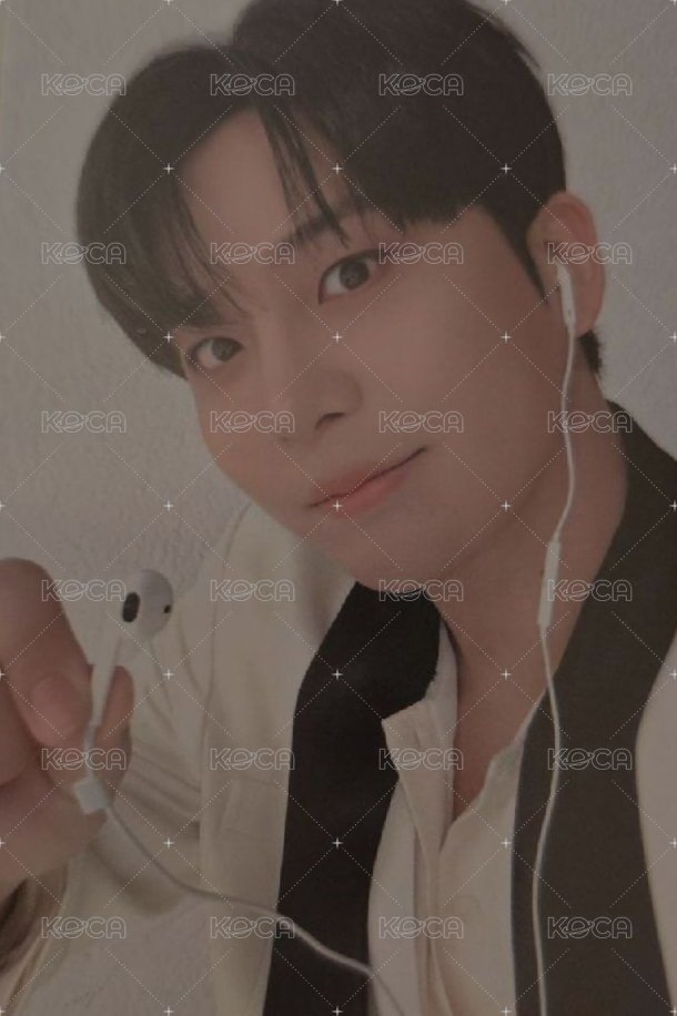 IN YOUR FANTASY 隨機卡  正面