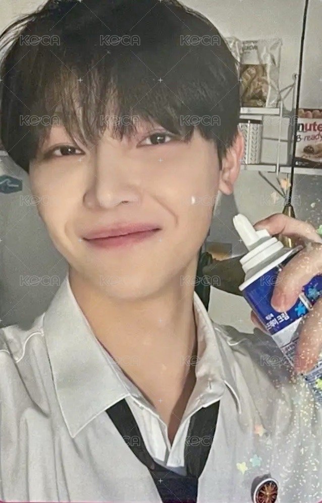 First Howling : WE 日咖 特典卡 閃卡 奶油翔 正面