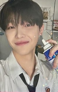 First Howling : WE 日咖 特典卡 閃卡 奶油翔