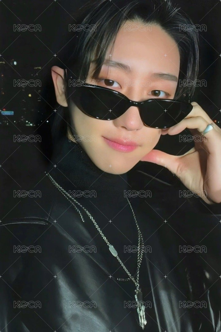 正四 專輯卡 正規四｜CARAT ver. 正面