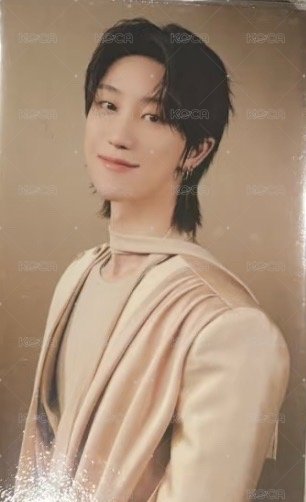 RIGHT HERE 隨機卡 卡包 正面