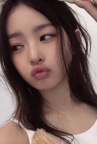 Get Up 專輯卡 Hanni ver.