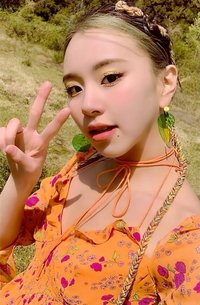 MORE & MORE 專輯卡 