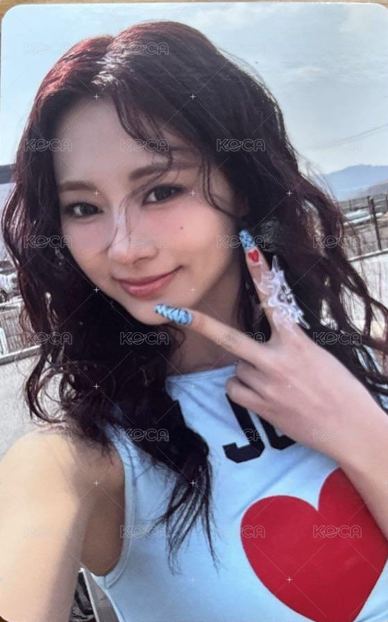 正規四 專輯卡 Polaroid ver. 黃版 正面