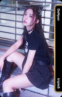 LOVElution <ↀ> 專輯卡 OMA