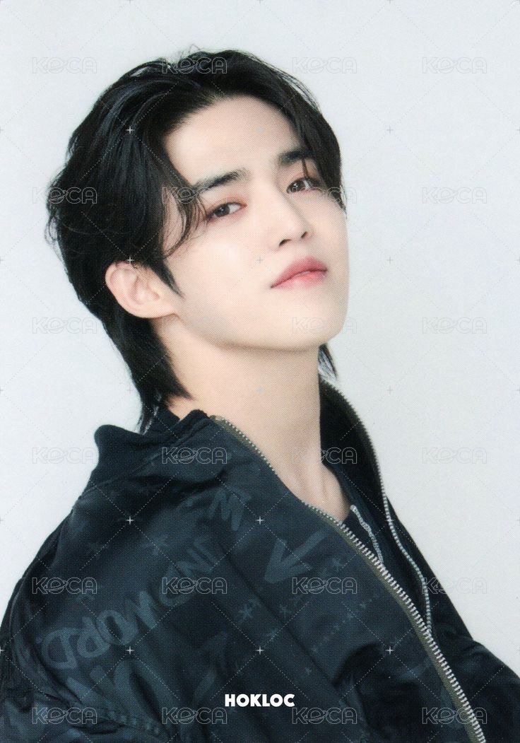 FOLLOW 周邊卡 日巡外套卡 正面