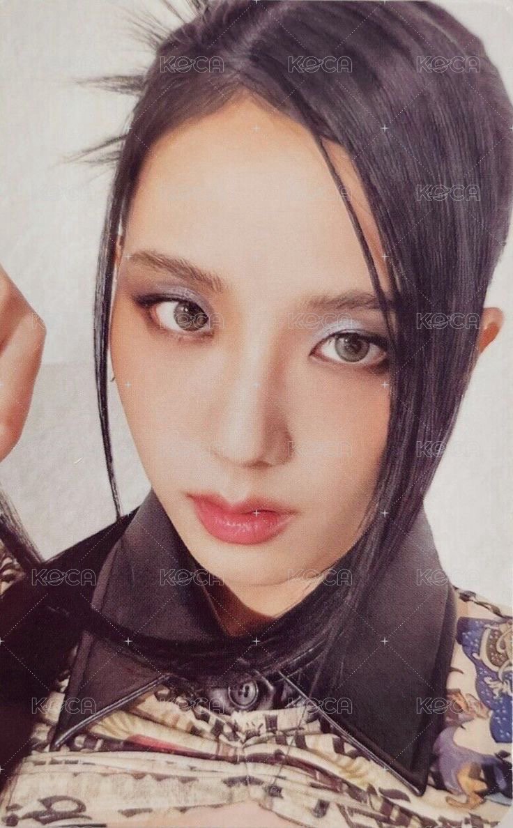 BORN PINK 專輯卡 Pink ver.B 正面