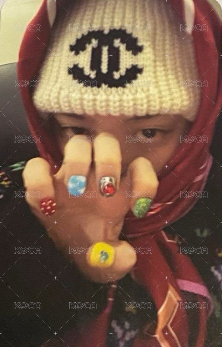 Übermensch 專輯卡 ver. blue jewel 正面