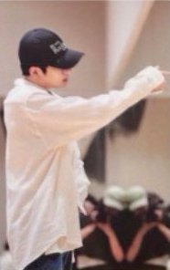 FOLLOW FELLOW 隨機卡 