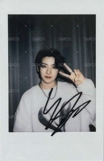 Go in Blind (月狼) yzy 3.0 簽售卡 復刻拍立得 正面