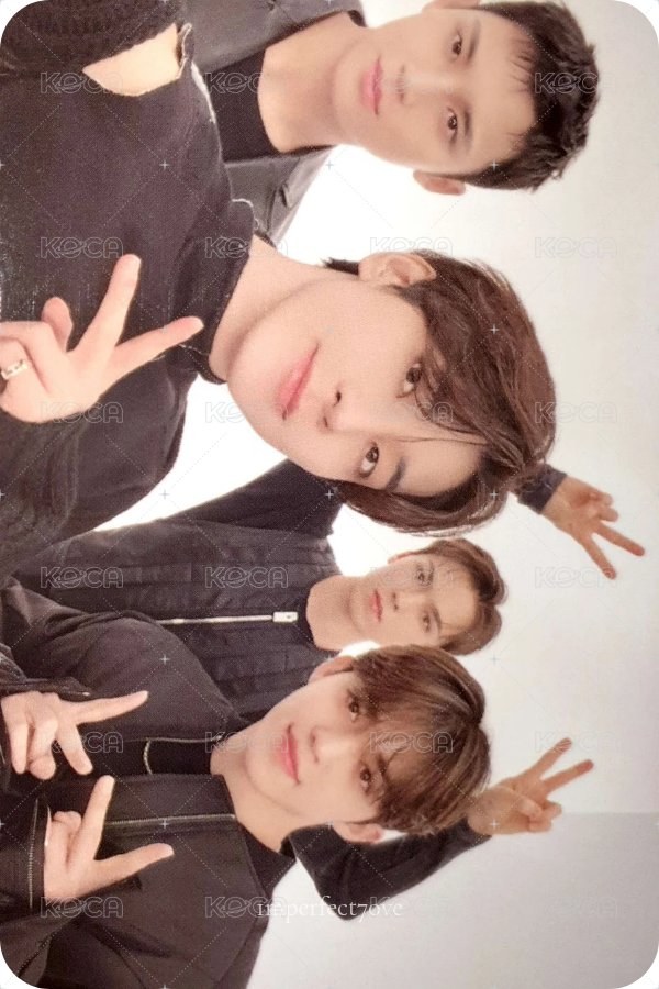 FOLLOW AGAIN 隨機卡 日巡卡包卡 正面