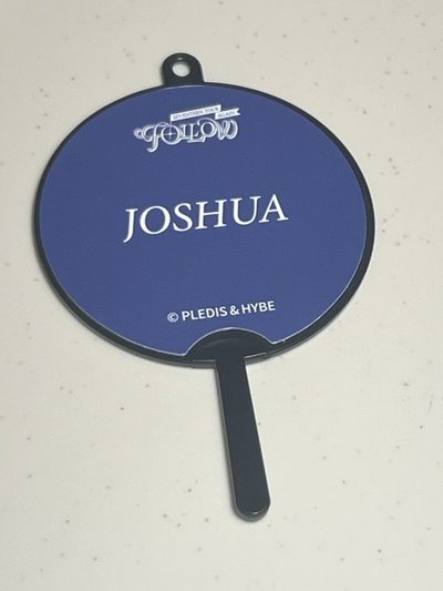 SVT FA 小黑扇 24克拉島徽章 Holiday 徽章