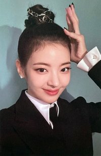 CHESHIRE 專輯卡 特別版
