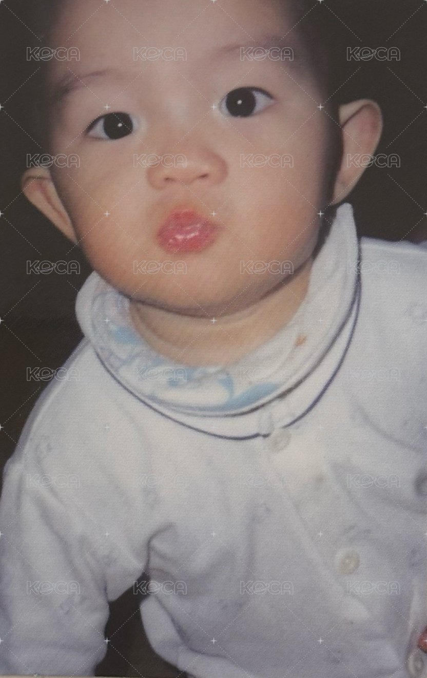 ETERNALT 專輯卡 寶寶卡 正面