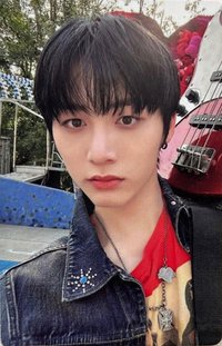 WHY.. 專輯卡 Dazed ver.