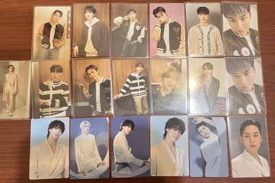 MINI11 yzy 1.0 特典卡 紅帽奎