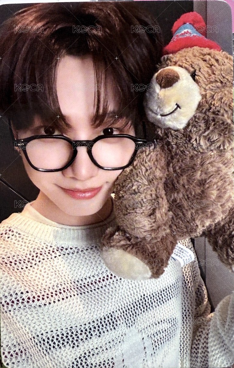 19.99 yzy 3.0 簽售卡 抱熊3 正面