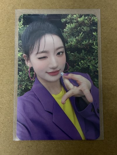 Billlie Siyoon track by YOON: 紅豆冰 專輯卡 