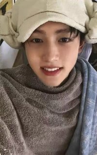 迷一 wvs B 直播卡 