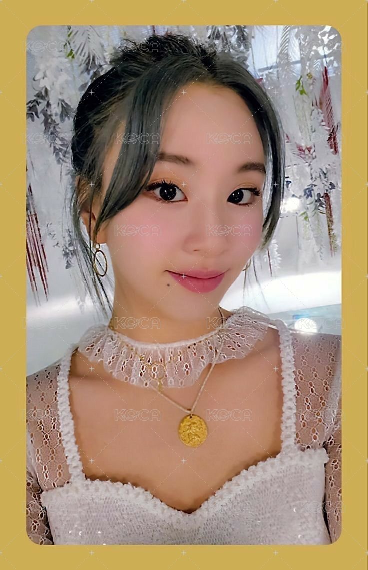 MORE & MORE 專輯卡  正面