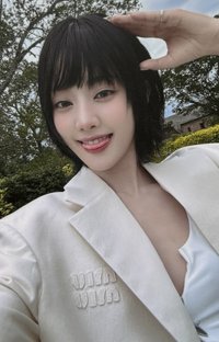 HER QQ音樂 特典卡 白衣狗狗妮