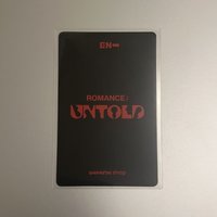 雅加達黑版（右）