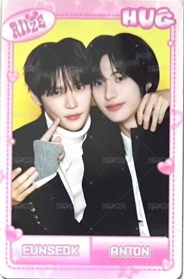 Hug 隨機卡  正面