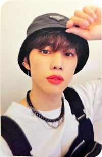 SHE'S THE BOSS 專輯卡 