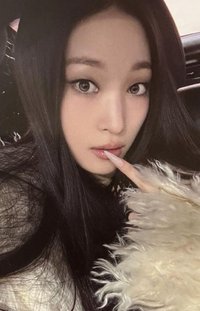 FAMOUS 專輯卡 Famous ver.