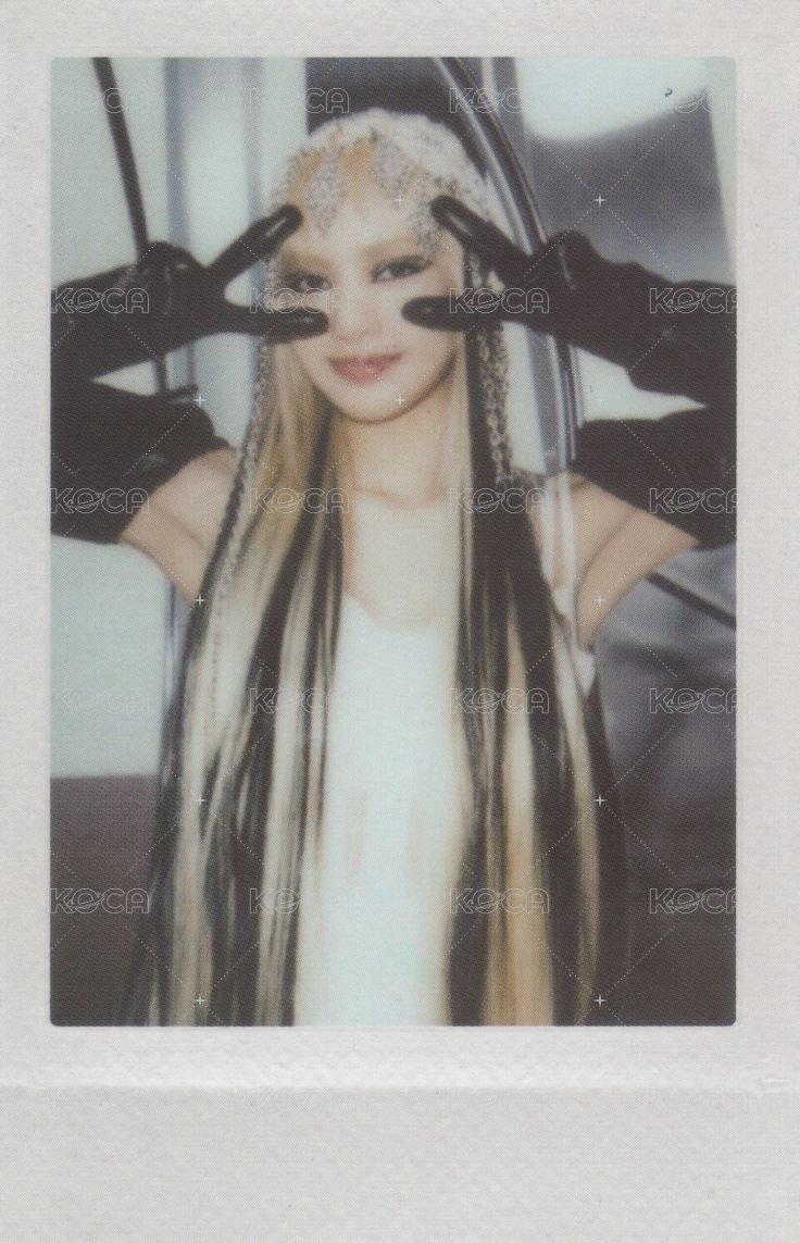 BORN PINK 專輯卡 Grey ver.Pola B ver. 正面