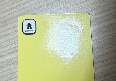 🚪黃卡背🐻有背損