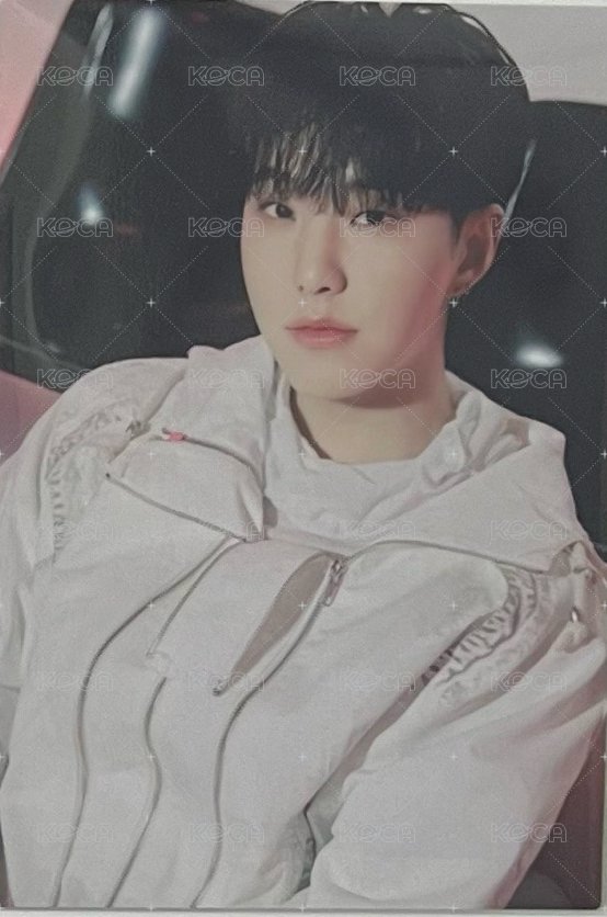 FOLLOW AGAIN 隨機卡  正面