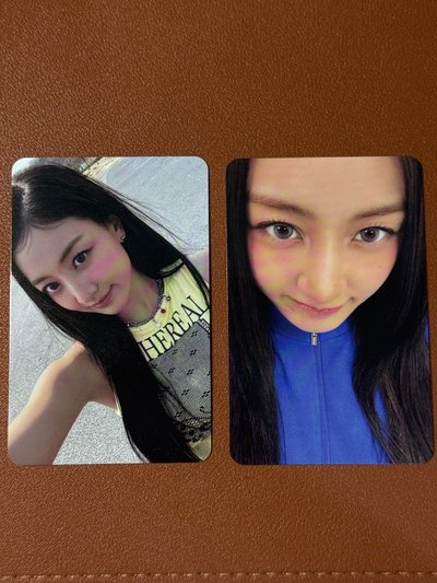 TWICE 志效正規四小卡