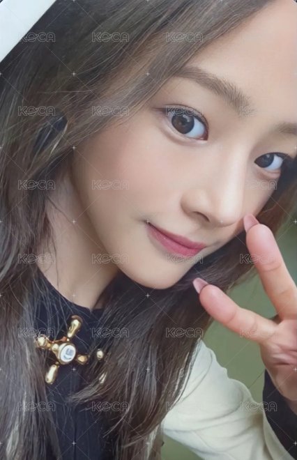 OMG yzy 簽售卡  正面