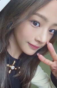 OMG yzy 簽售卡 