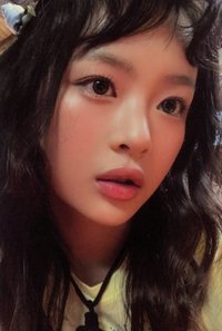 Get Up 專輯卡 Hanni ver.