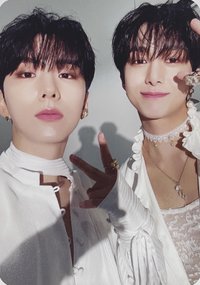 迷你13輯 專輯卡 保bro beautiful liar