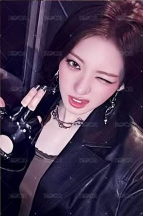 WE GO UP wvs 線下快閃 會員禮卡  正面