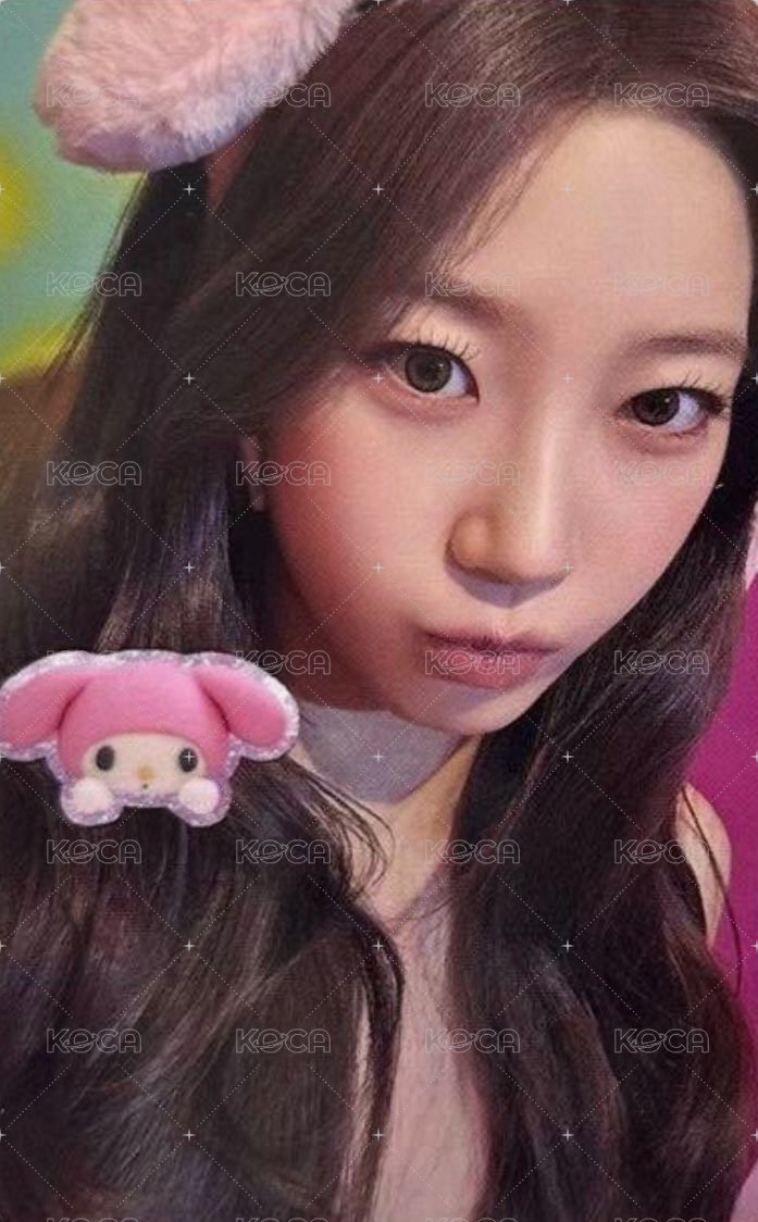 DIFFERENT 專輯卡 美樂蒂ver. 正面