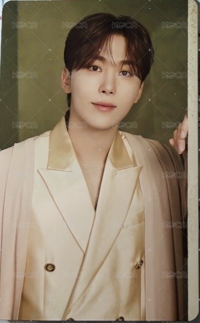 RIGHT HERE 隨機卡  正面